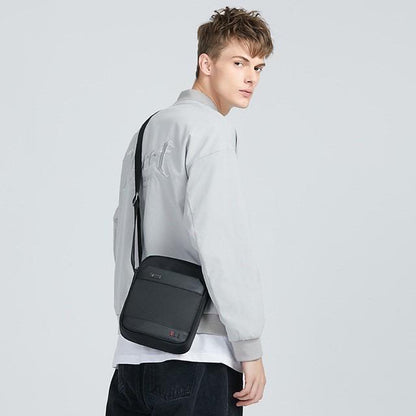 Arctic Hunter Mini i-Brighton Portrait Sling Bag